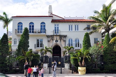 casa di gianni versace miami beach|gianni's miami beach.